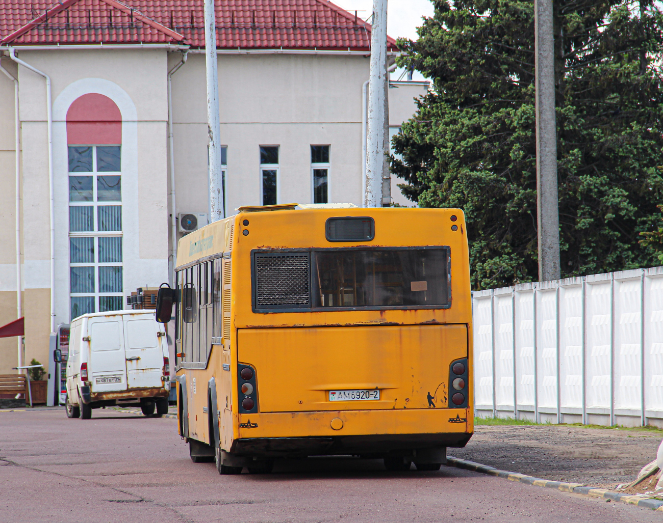 Polotsk, MAZ-103.562 # 010316