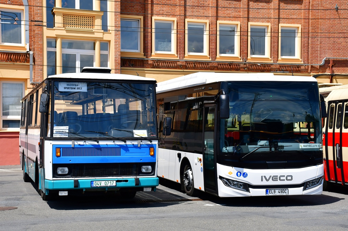 Pardubice, Karosa C734.20 # 04V 0717; Ústí nad Orlicí, IVECO Crossway LE 12M ELEC (Facelift) # EL9 49DC