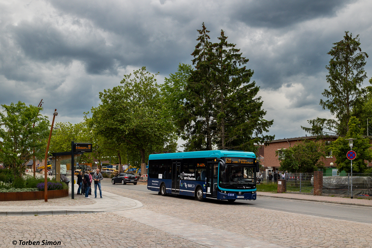 Kiel, Ebusco 2.2 12M # 24006