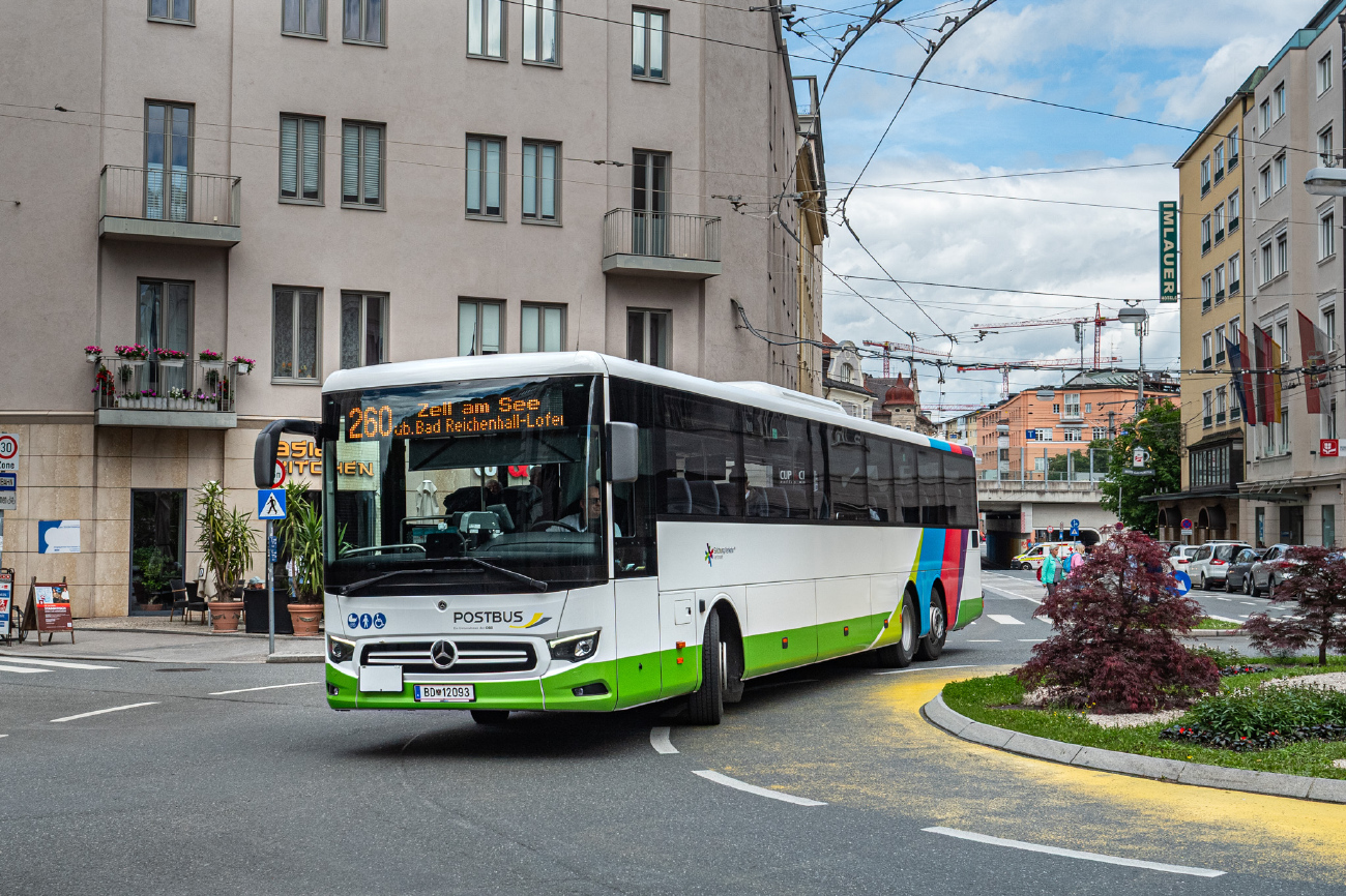 Zell am See, Mercedes-Benz Intouro III L # 12093