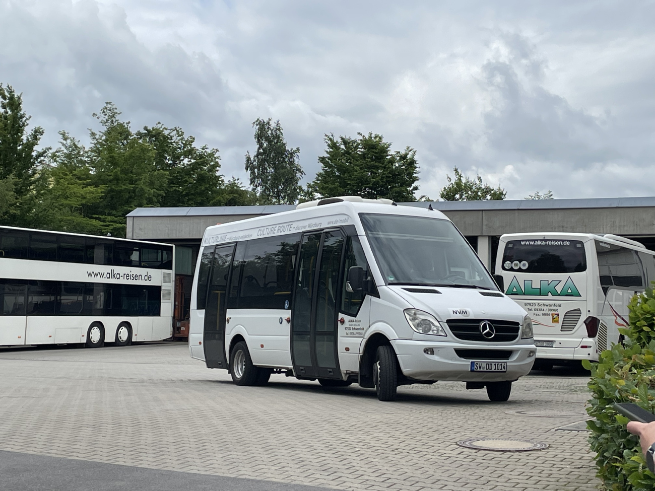 Schweinfurt, Mercedes-Benz Sprinter City 65 # SW-DD 1014; Schweinfurt — Fotosonderfahrt — 07.06.2025 — MAN A39 Lion's City DD