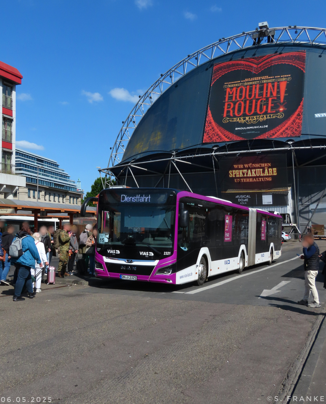 Düren, MAN 18C Lion's City NG360 EfficientHybrid # 2321; Cologne — Rail Replacement "Linke Rheinstrecke" 05/2025