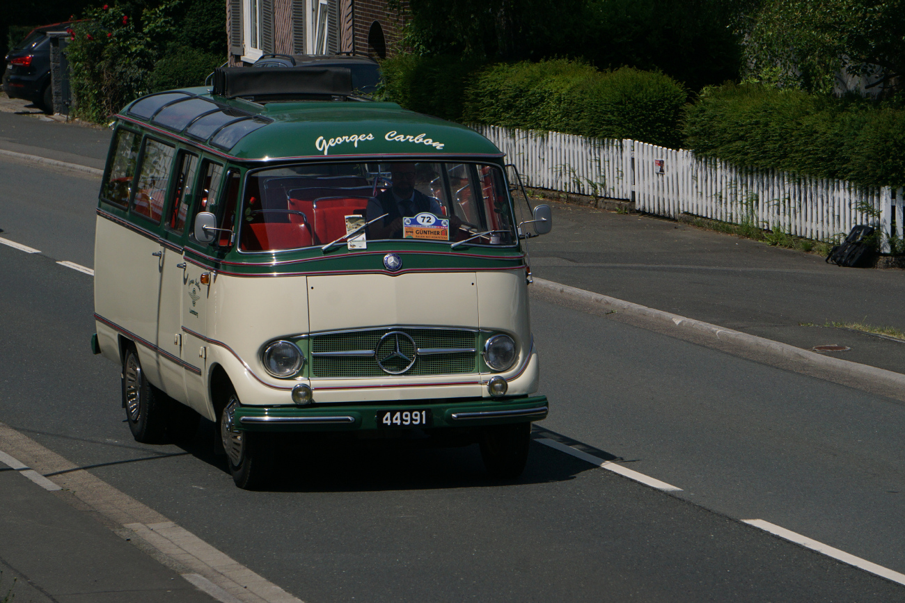 Luxembourg-ville, Mercedes-Benz O319 # 44991; Siegen — 130 Jahre erste Motor-Omnibus-Linie (Deuz-Netphen-Siegen)