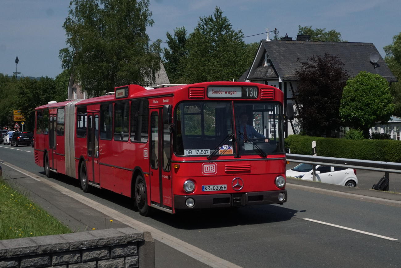 Krefeld, Mercedes-Benz O305G # KR-O 305H; Siegen — 130 Jahre erste Motor-Omnibus-Linie (Deuz-Netphen-Siegen)