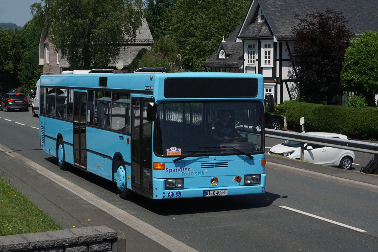 Reutlingen, Mercedes-Benz O405N # RT-O 405H; Siegen — 130 Jahre erste Motor-Omnibus-Linie (Deuz-Netphen-Siegen)