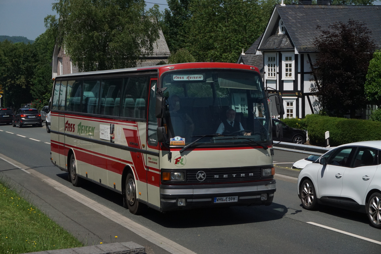 Wilhelmshaven, Setra S214HD # WHV-E 59H; Siegen — 130 Jahre erste Motor-Omnibus-Linie (Deuz-Netphen-Siegen)
