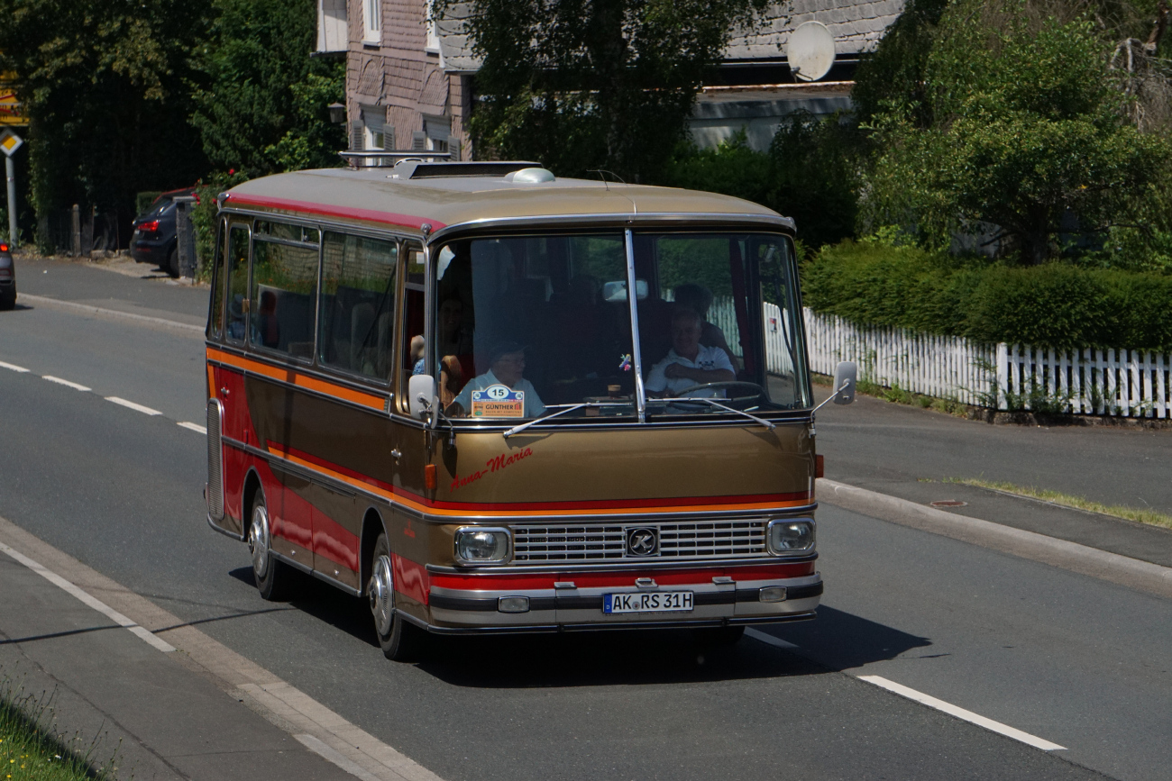 Altenkirchen (Westerwald), Setra S80 nr. AK-RS 31H; Siegen — 130 Jahre erste Motor-Omnibus-Linie (Deuz-Netphen-Siegen)