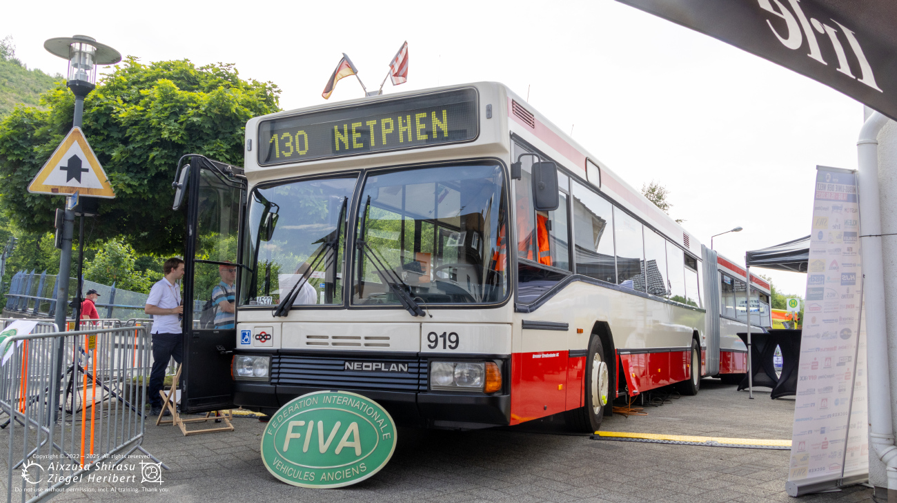Bremen, Neoplan N4021 # 919; Siegen — 130 Jahre erste Motor-Omnibus-Linie (Deuz-Netphen-Siegen)