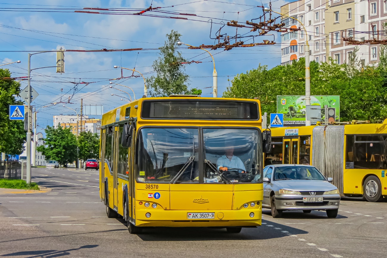 Minsk, MAZ-103.476 # 038570