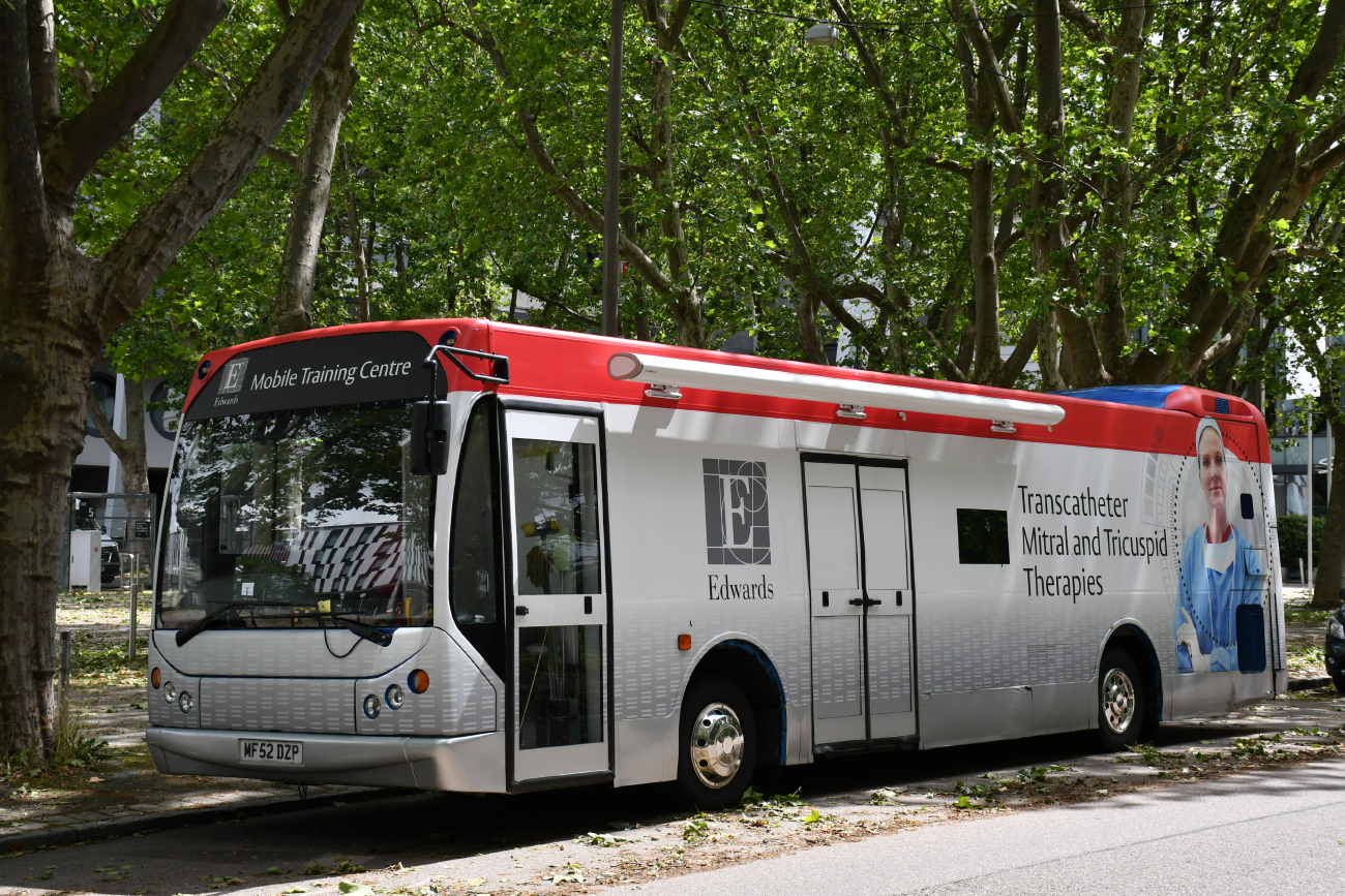 Great Britain, others, East Lancs # MF 52 DZP