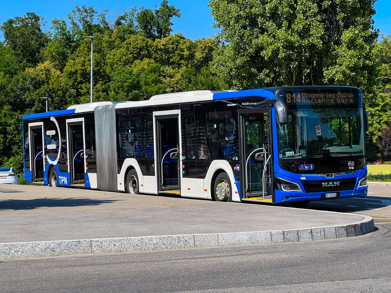 Nyon, MAN 18C Lion's City NG360 EfficientHybrid # 400