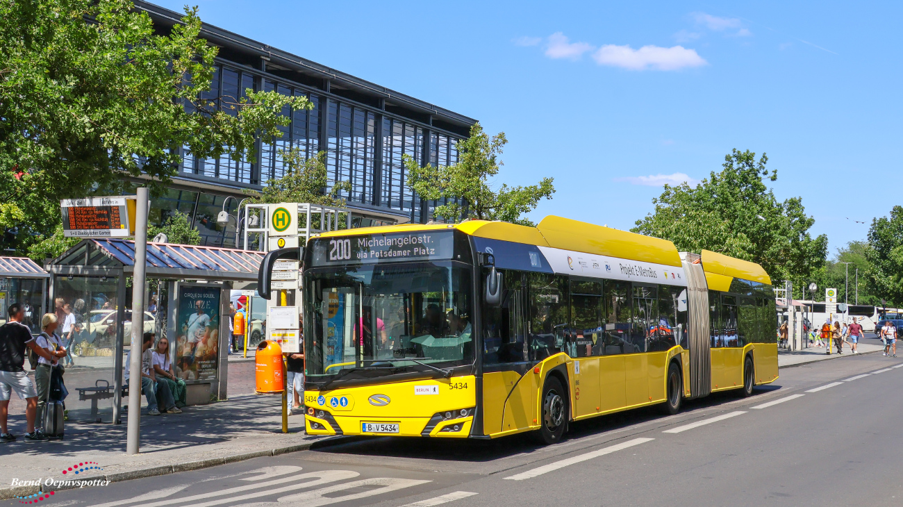Berlin, Solaris Urbino IV 18 electric # 5434