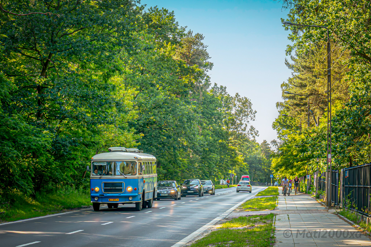 Warsaw, San H100A # 8082