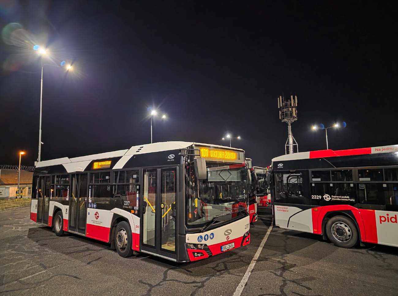 Prague, Solaris Urbino IV 10,5 # 2317