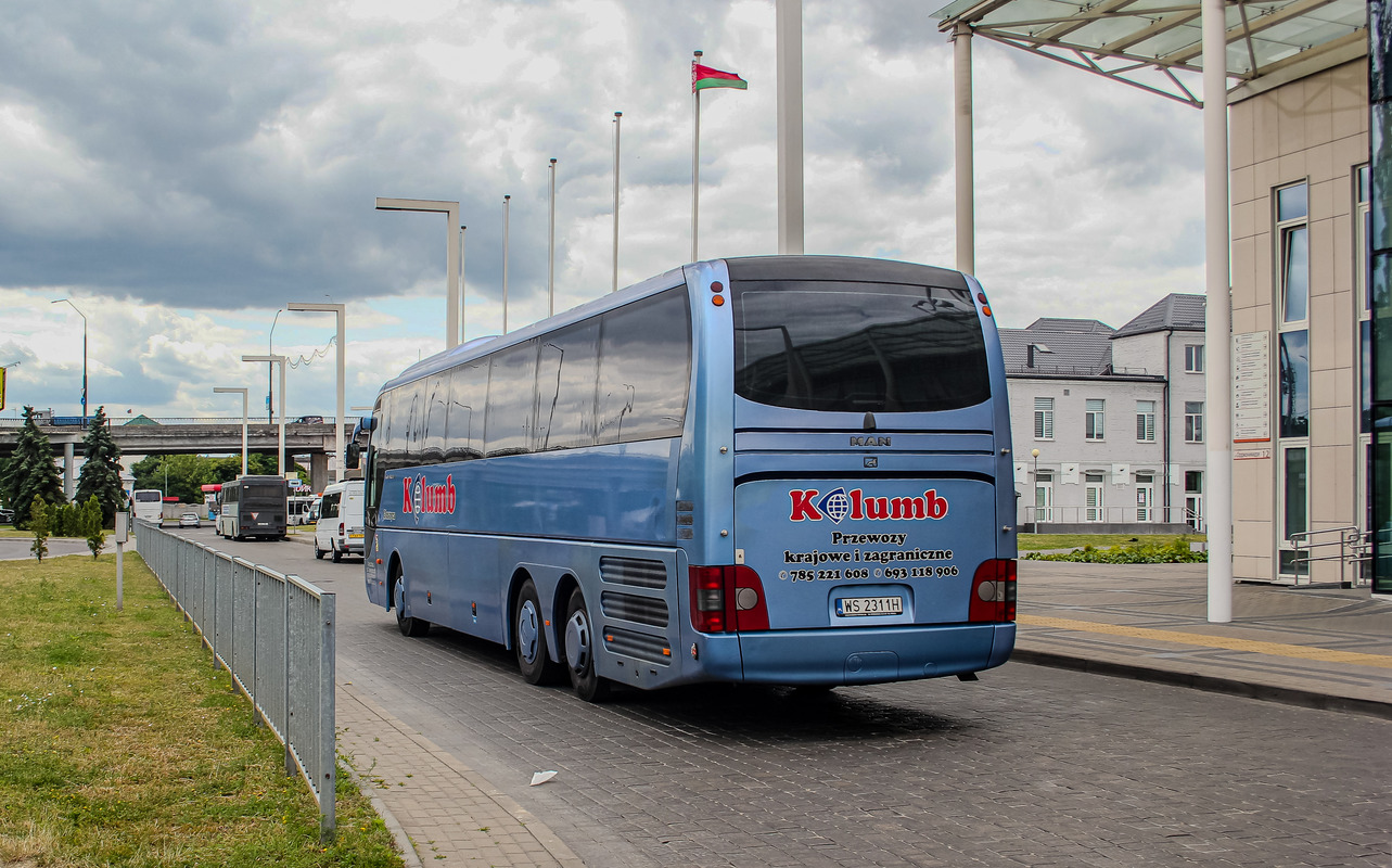 Tomaszów Lubelski, MAN R09 Lion's Coach C RHC444 # WS 2311H