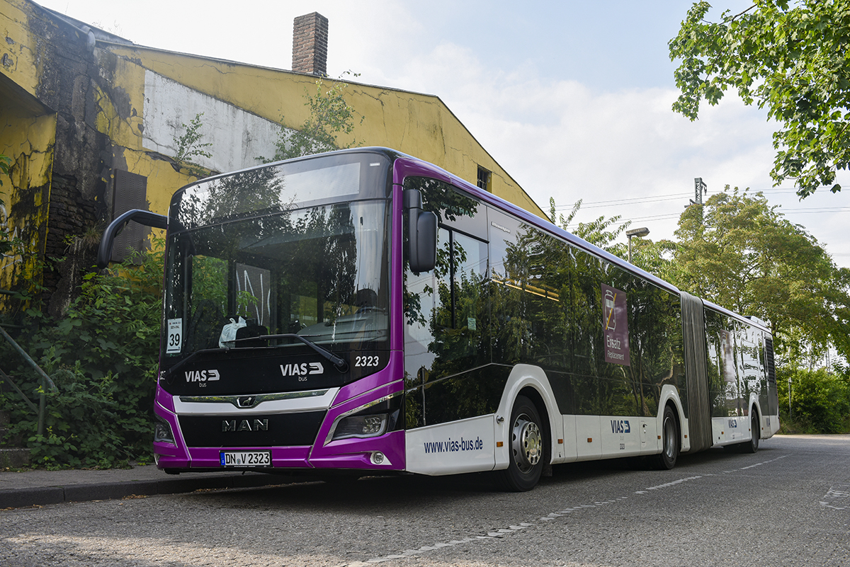 Düren, MAN 18C Lion's City NG360 EfficientHybrid # 2323; Oberhausen — Ersatzverkehr Generalsanierung Oberhausen — Emmerich