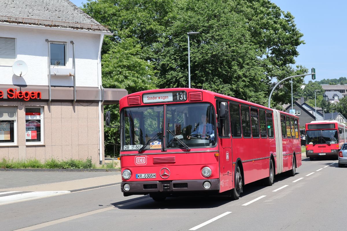 Krefeld, Mercedes-Benz O305G # KR-O 305H; Siegen — 130 Jahre erste Motor-Omnibus-Linie (Deuz-Netphen-Siegen)