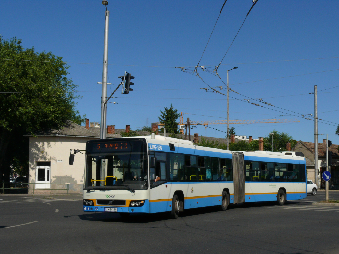 Debrecen, Alfabusz Cívis 18 # LMG-136