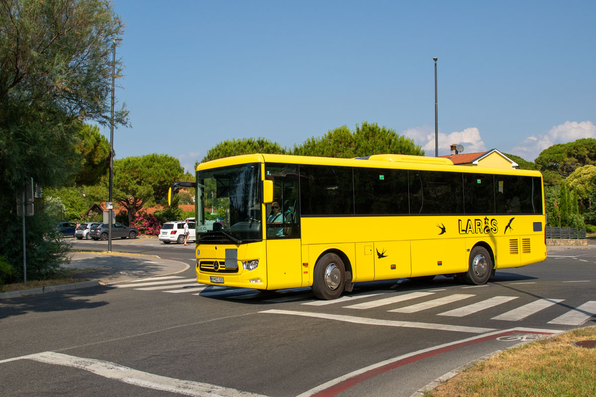 Koper, Mercedes-Benz Intouro III K # KP GC-500