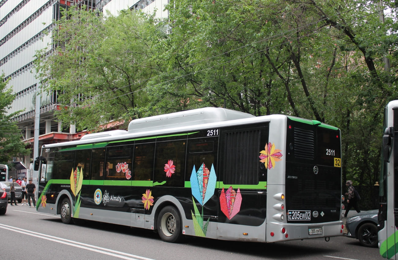 Almaty, Golden Dragon XML6125CN # 2511