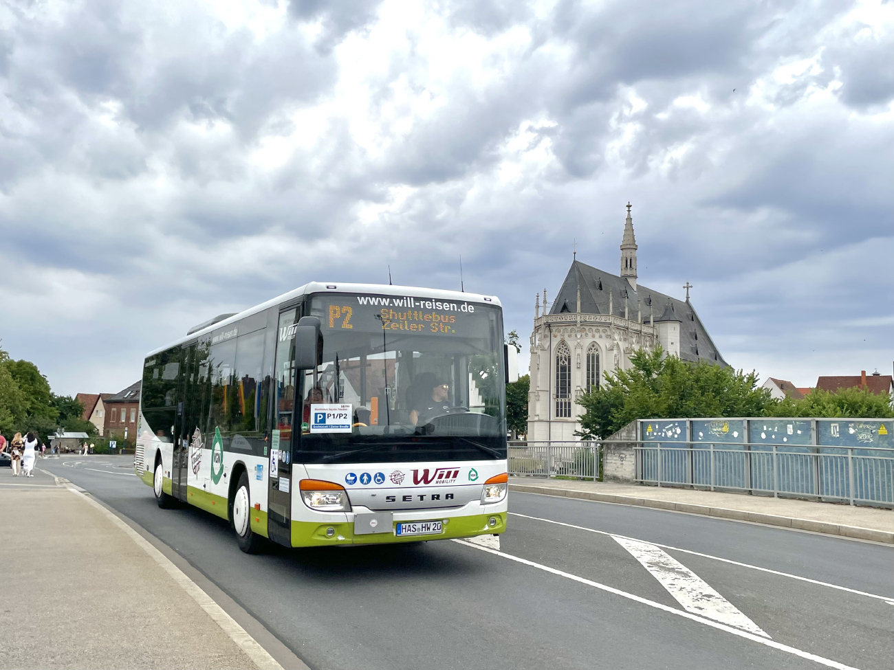 Haßfurt, Setra S415LE business # HAS-HW 20