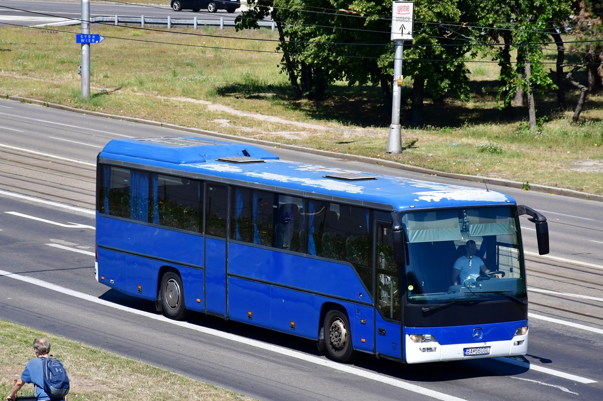 Bratislava, Mercedes-Benz O560 Intouro I RH # BA-560GL