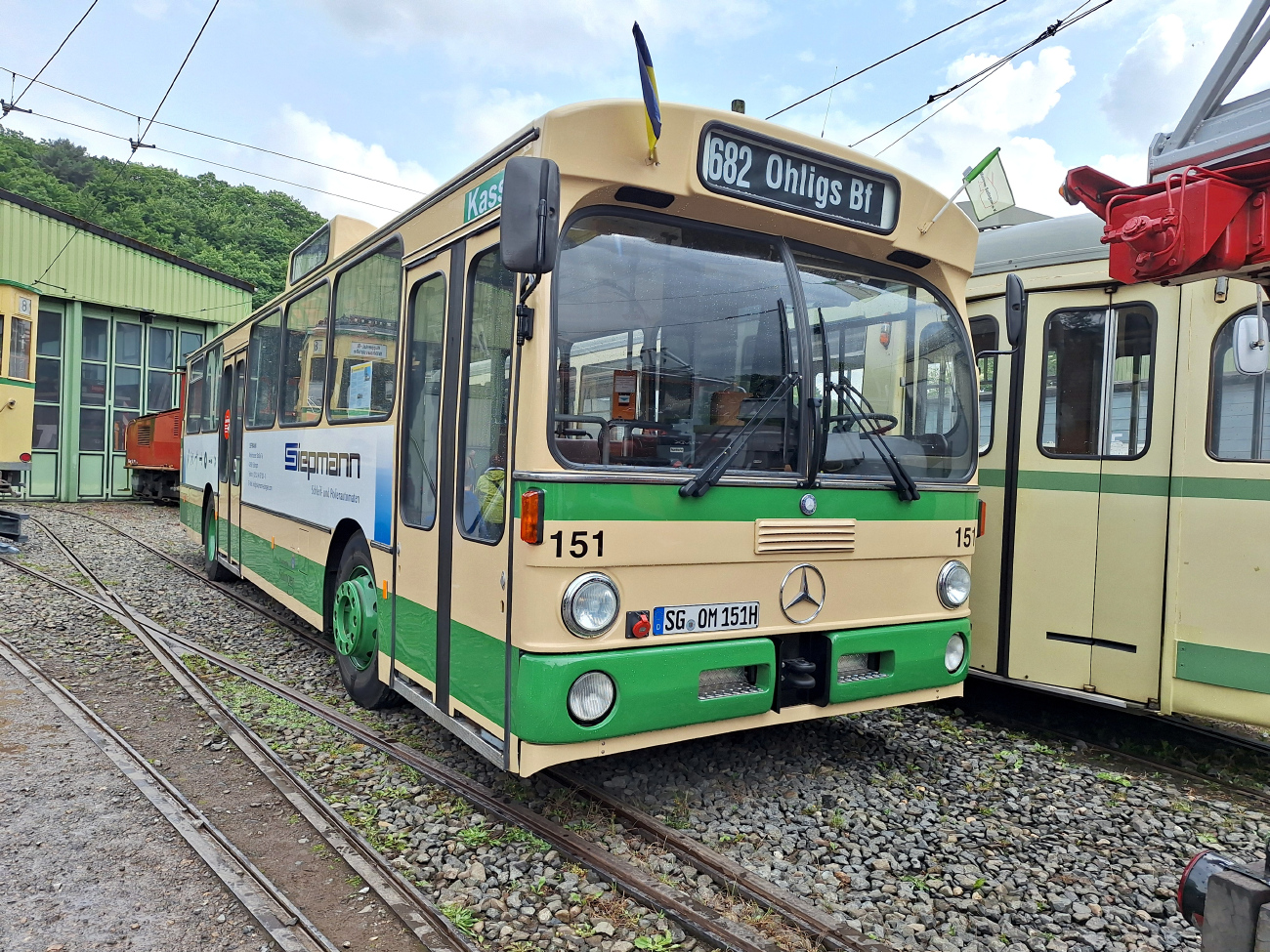 Solingen, Mercedes-Benz O305 # 151