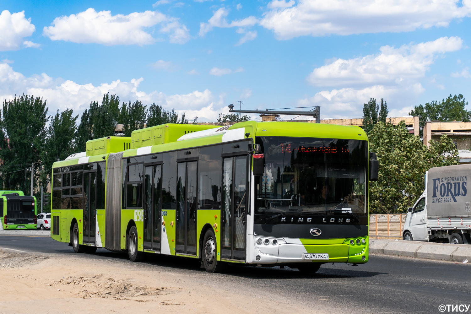 Tashkent, King Long XMQ6180G # 02545