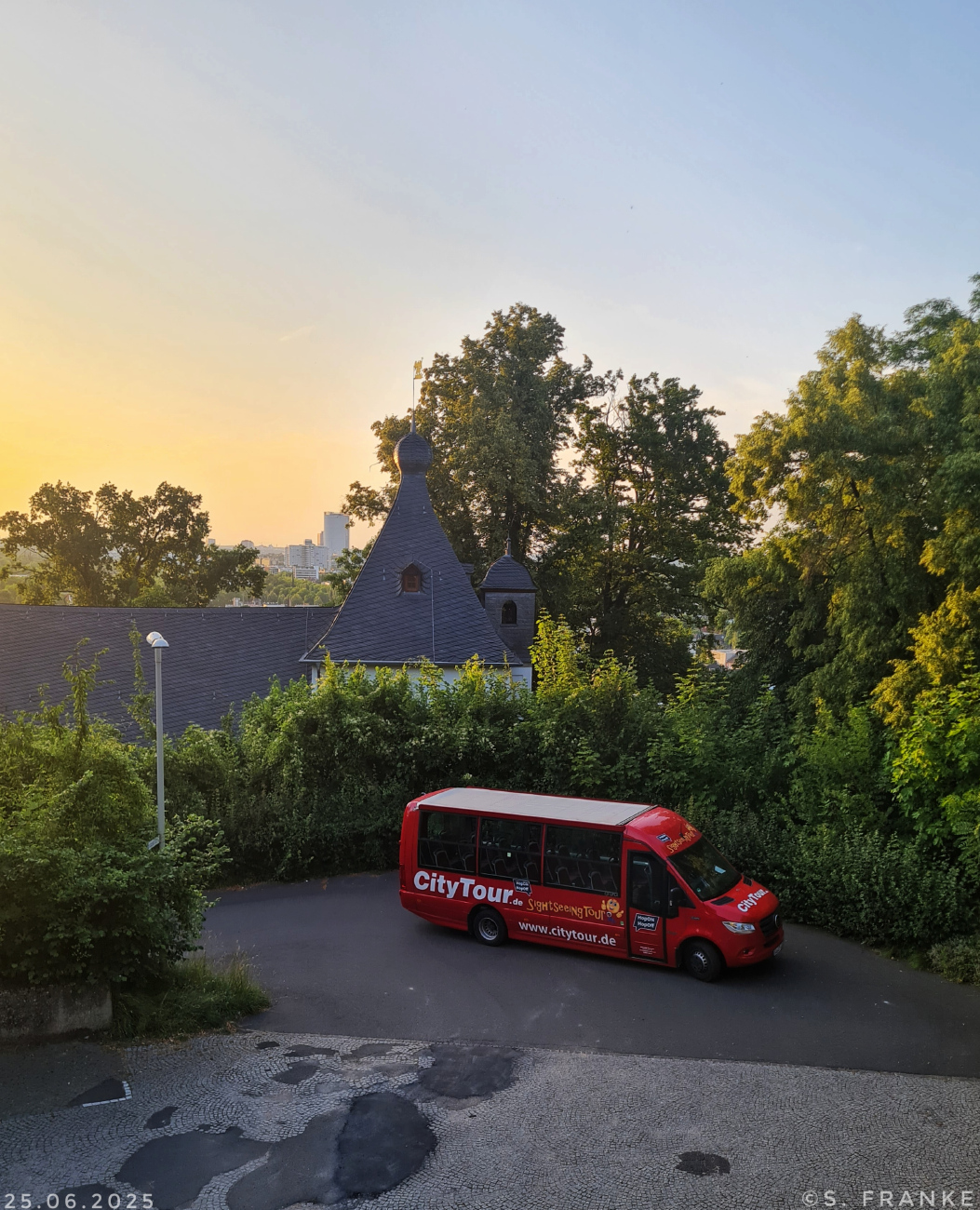 Siegburg, UNVI Vega # SU-CT 400