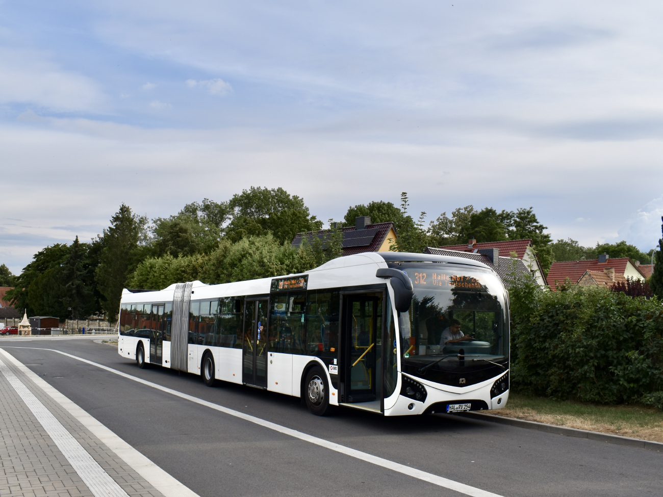 Halle (Saale), SOR NS 18 # HAL-RV 254