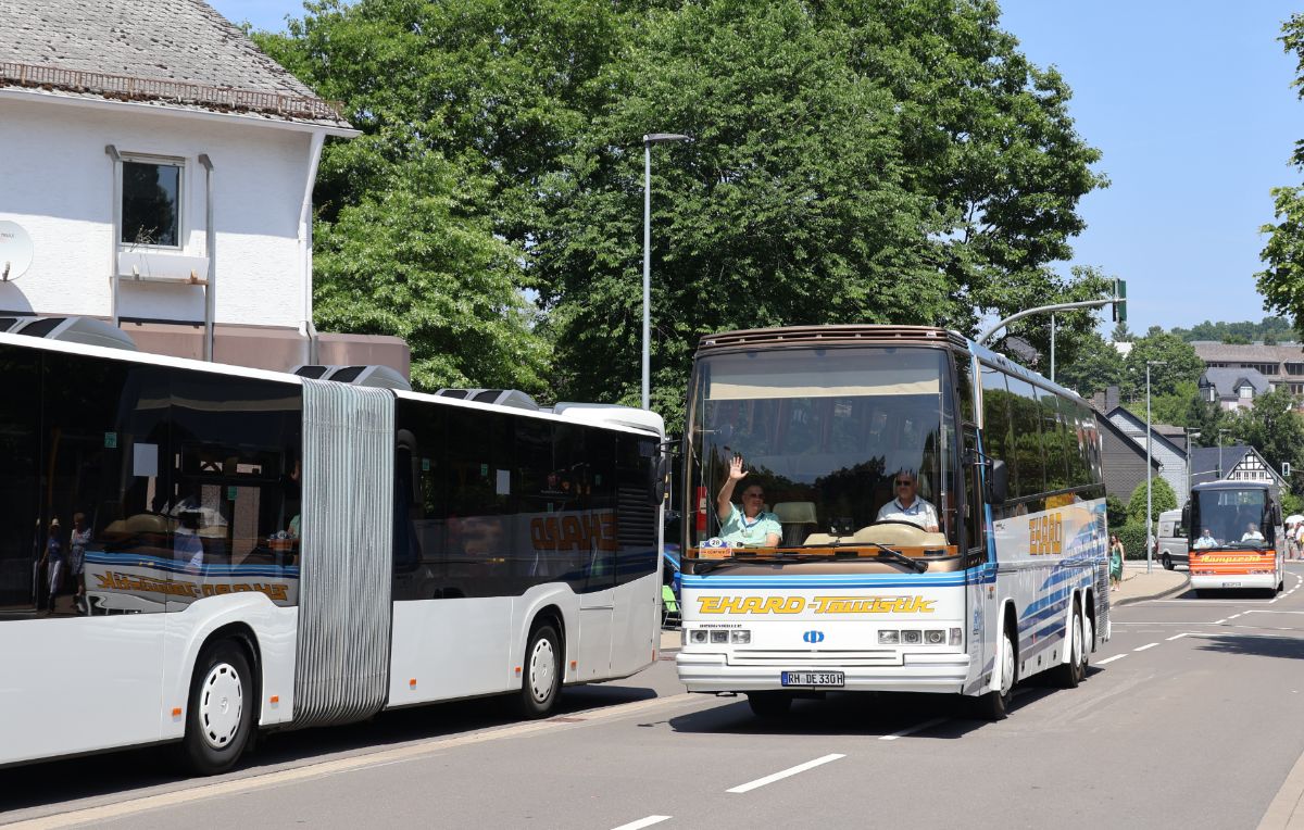 Roth, Drögmöller E330H EuroComet # RH-DE 330H; Siegen — 130 Jahre erste Motor-Omnibus-Linie (Deuz-Netphen-Siegen)