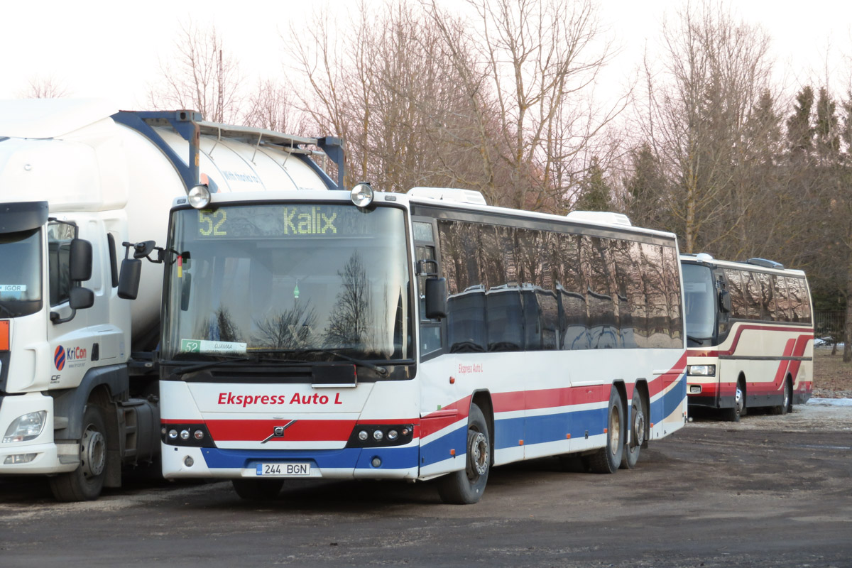 Kohtla-Järve, Volvo 8700LE # 244 BGN