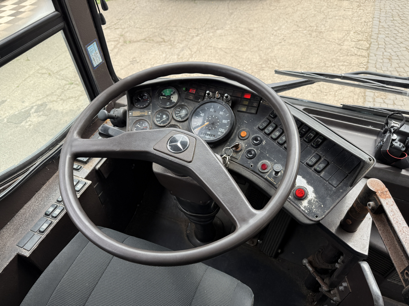 Hannover, Mercedes-Benz O407 # ohne Zulassung