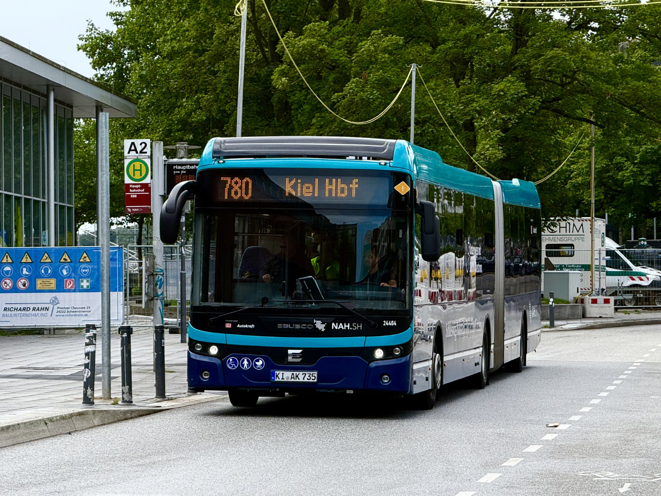 Kiel, Ebusco 2.2 18M # 24404