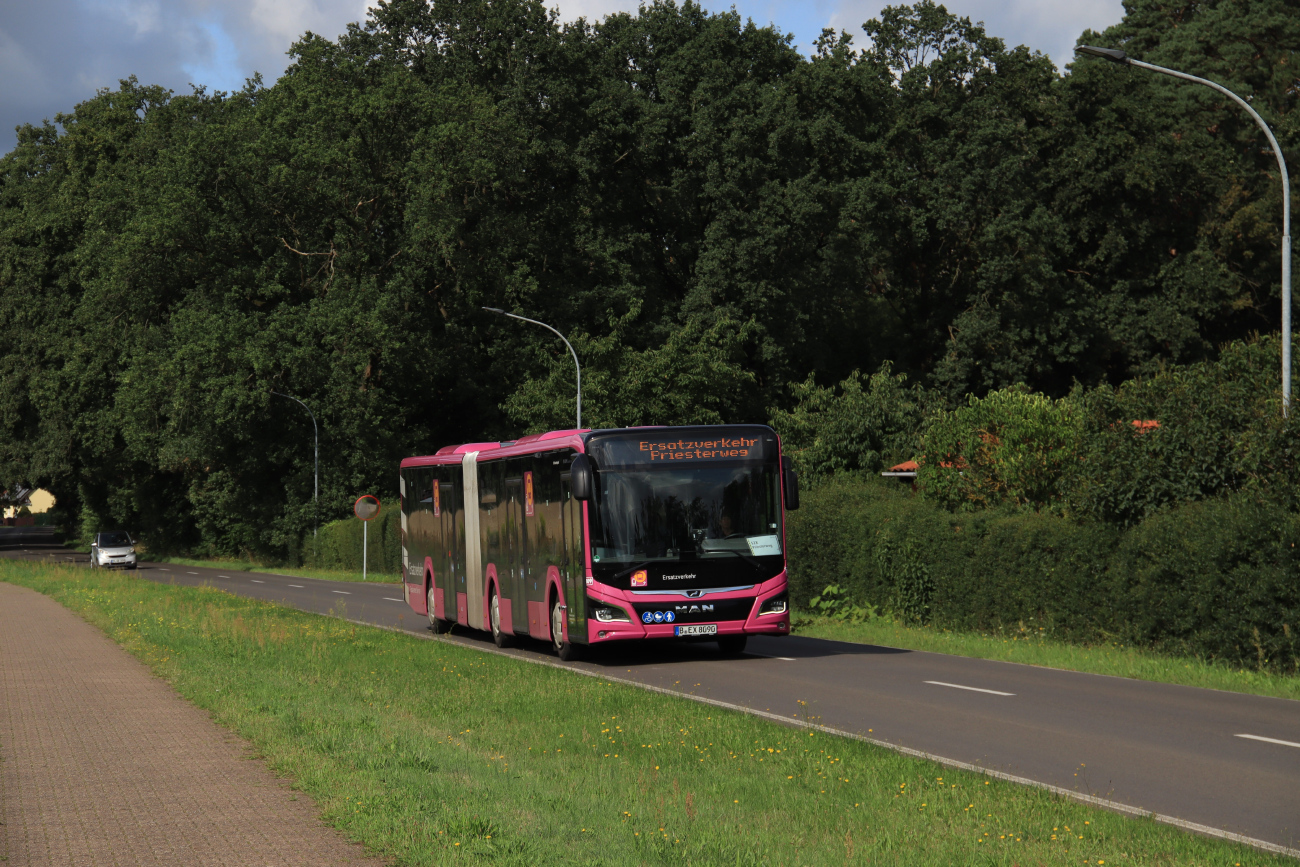 Berlin, MAN 18C Lion's City NG360 EfficientHybrid # 809