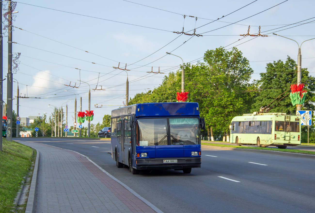 Mogilev, MAZ-103.С62 # АА 1990-6