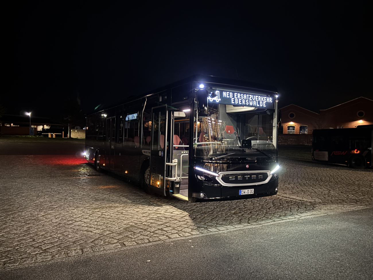 Eberswalde, Setra S515LE # EW-D 30