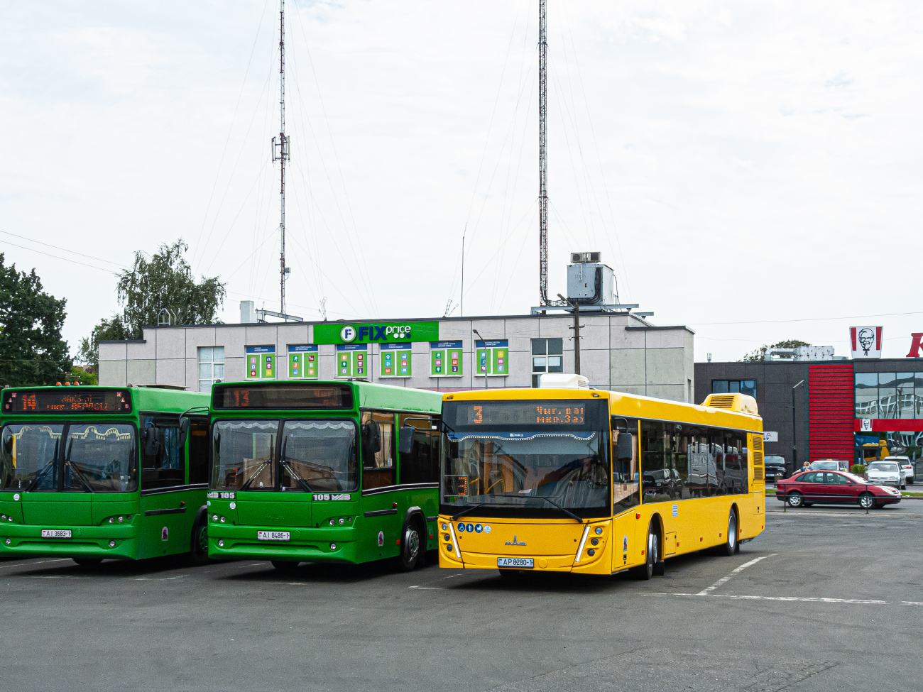 Pinsk, MAZ-105.465 # 45012; Pinsk, MAZ-105.465 # 45070; Pinsk, MAZ-203.047 # 41913