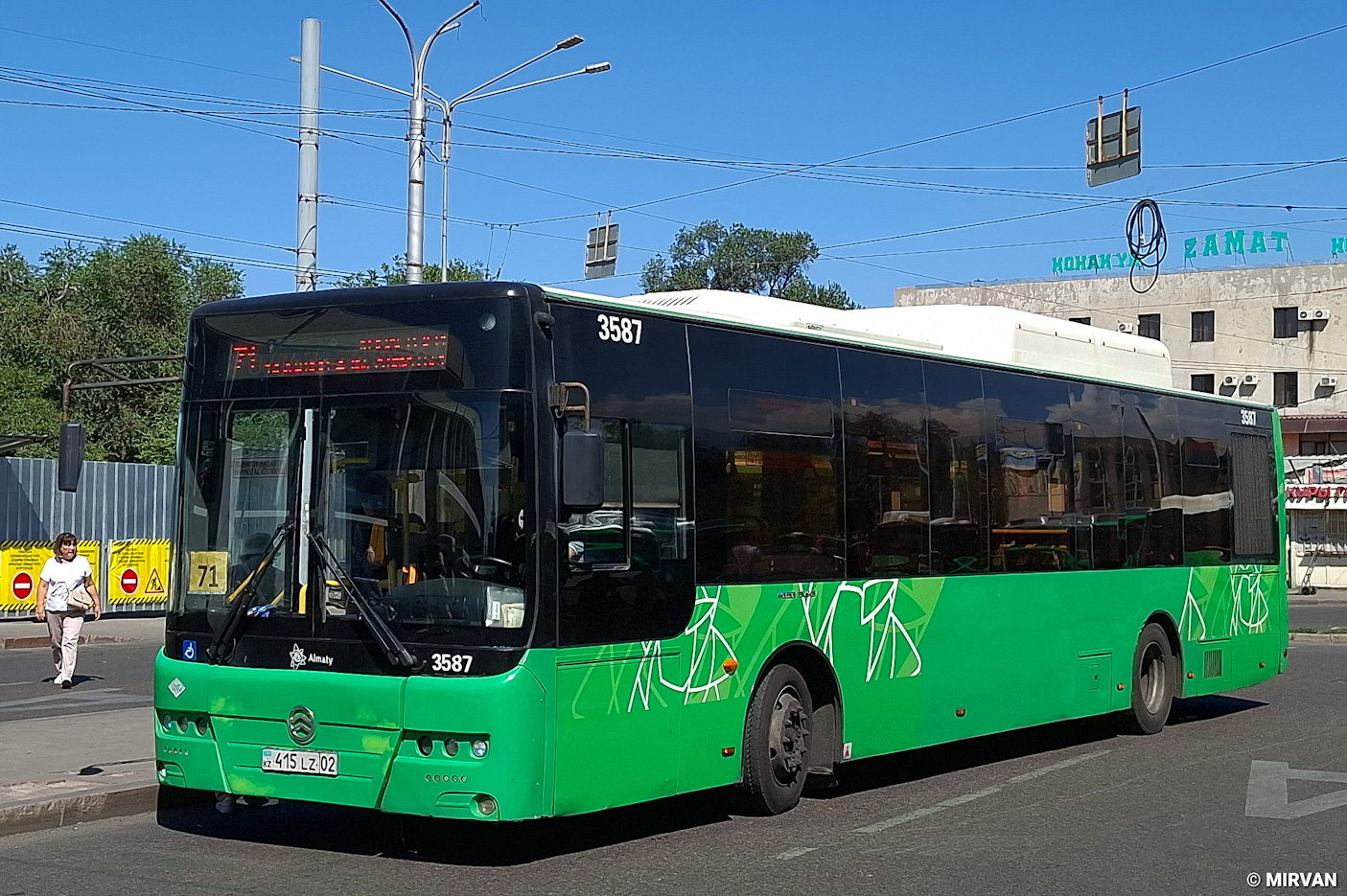 Almaty, Golden Dragon XML6125CN # 3587