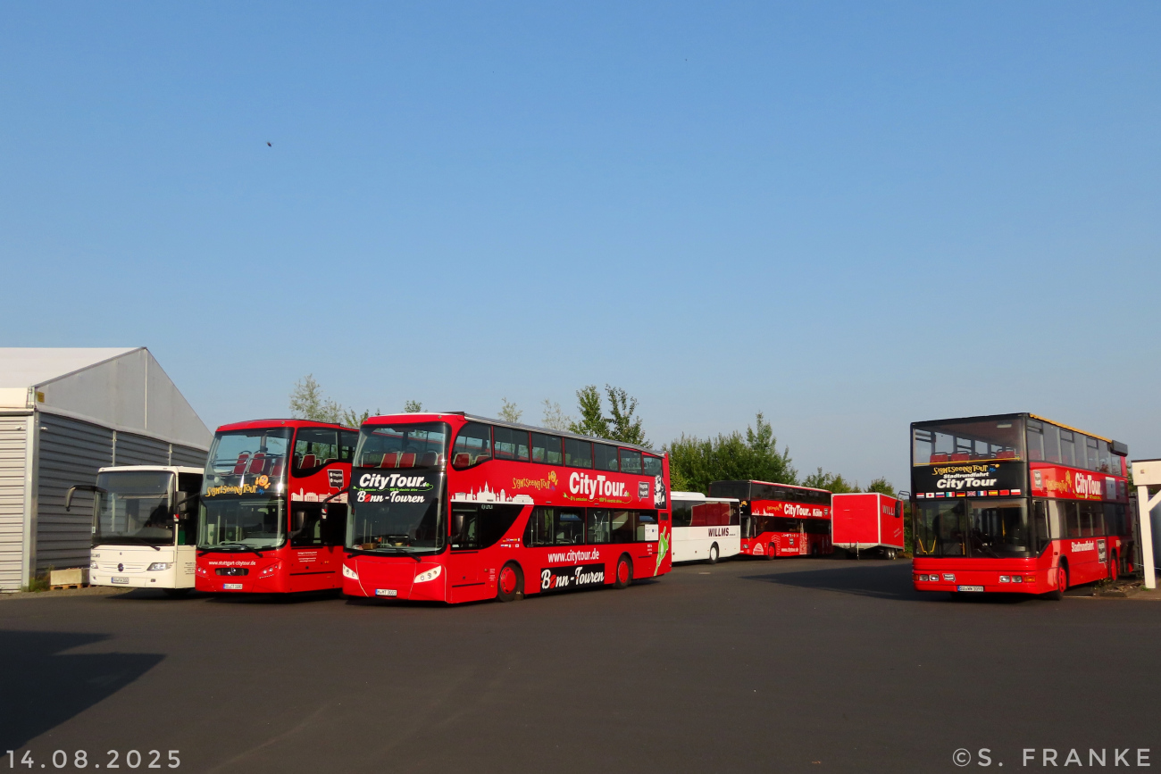 Siegburg, UNVI Urbis 2.5 DD # H-MT 3001; Siegburg, MAN A14 ND202 # SU-WW 1098