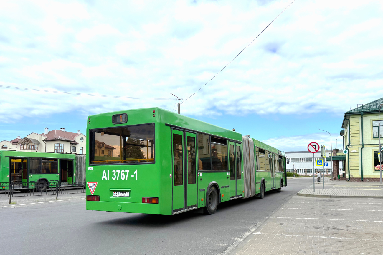 Pinsk, MAZ-105.465 # 45039