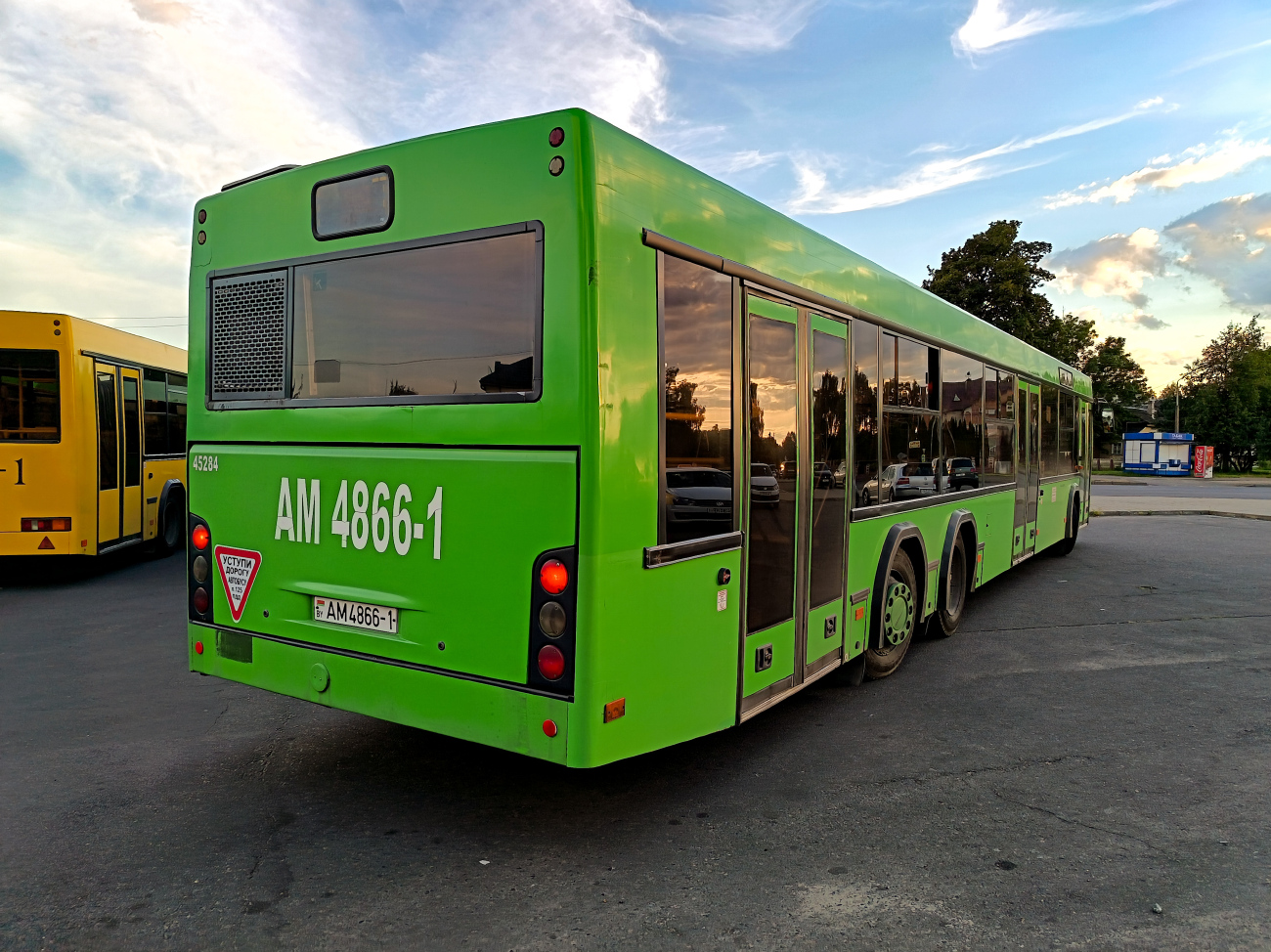 Pinsk, MAZ-107.485 # 45284