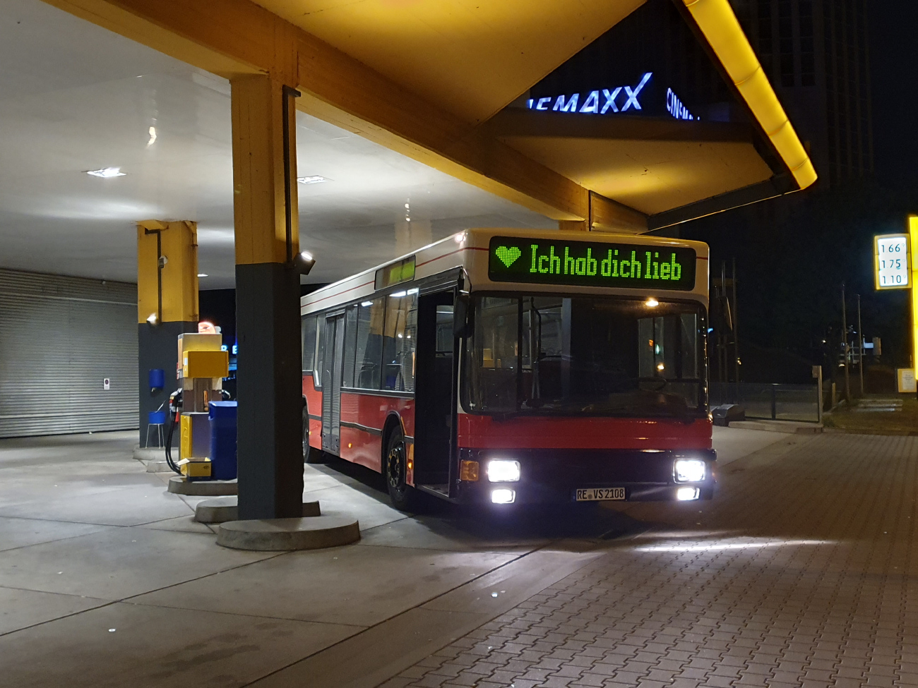 Recklinghausen, MAN A10 NL222 # RE-VS 2108