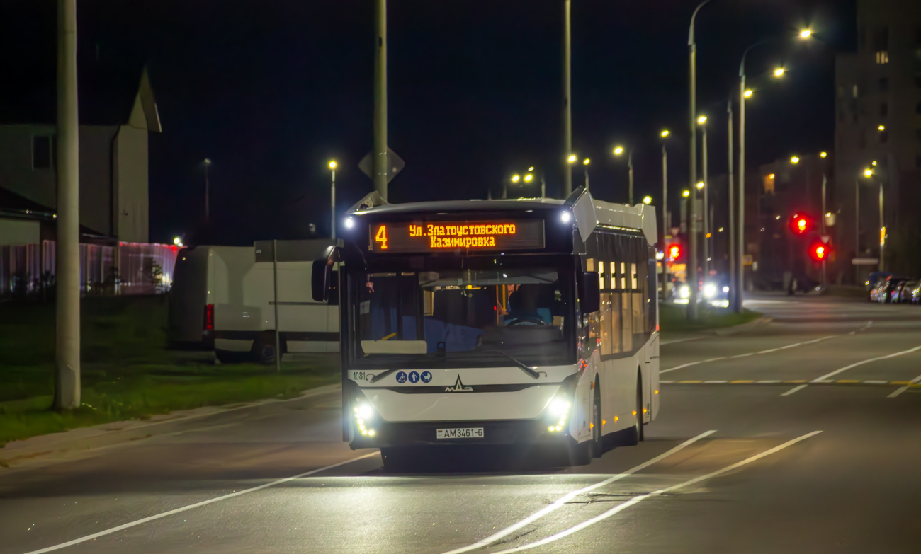 Mogilev, MAZ-303.047 # 1081