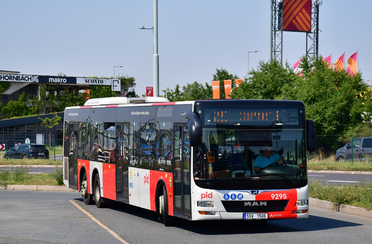 Prague, MAN A26 Lion's City LL NL323-15 # 9295