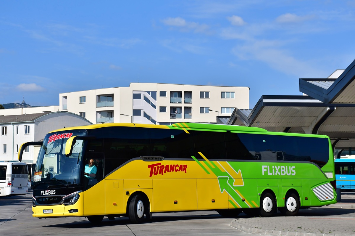 Nitra, Setra S519HD # AA-805OC