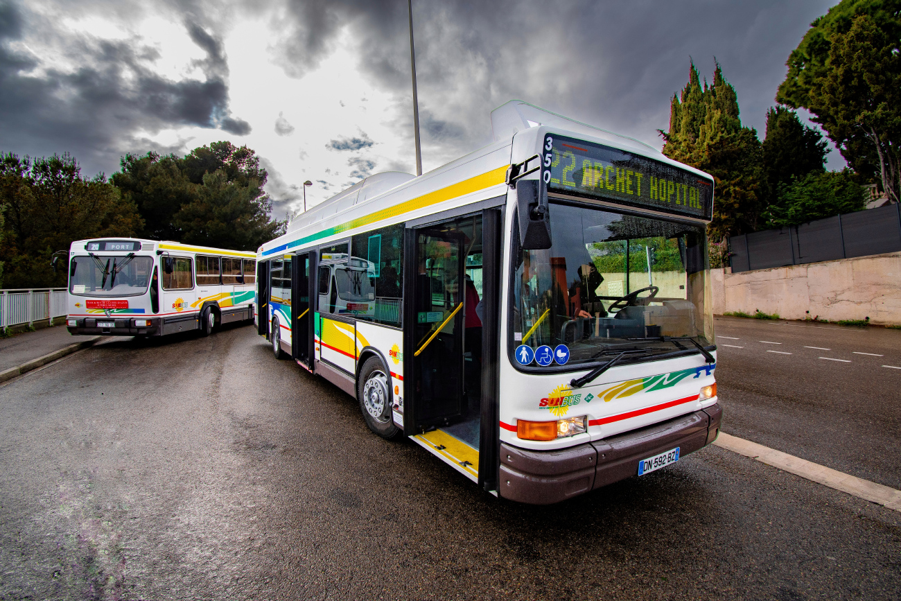 Nice, Heuliez GX217 GNV # 350