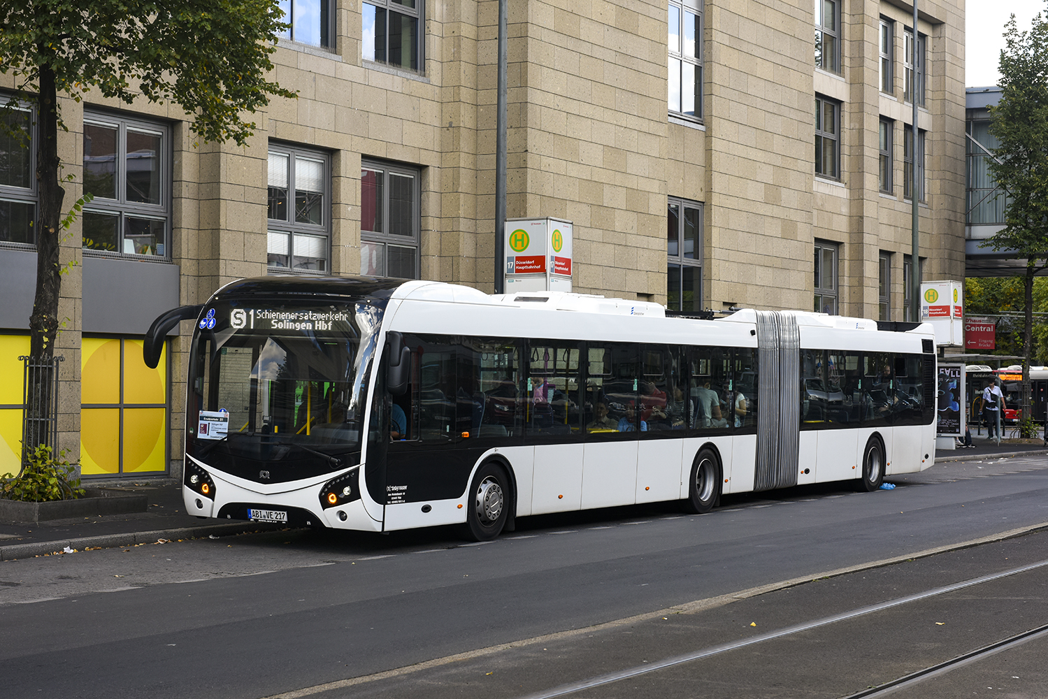 Düren, SOR NS 18 # 102