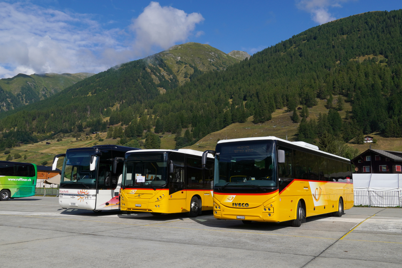 Sion, IVECO Crossway 12M # 11507; Bellinzona, Volvo 8900LE 11.2M # 11344