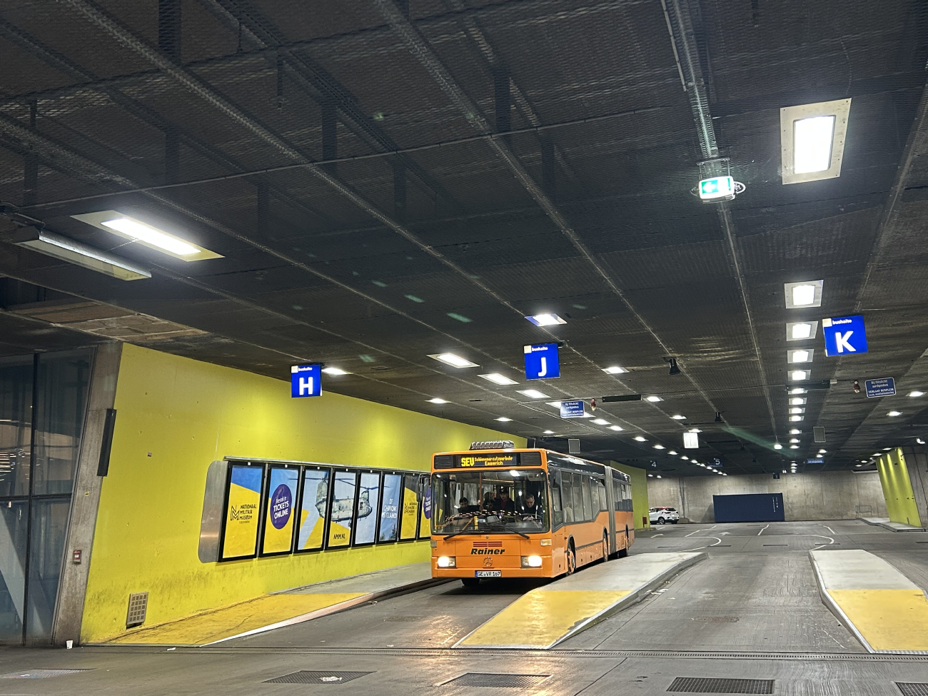 Gelsenkirchen, Mercedes-Benz O405GNÜ # GE-VR 167